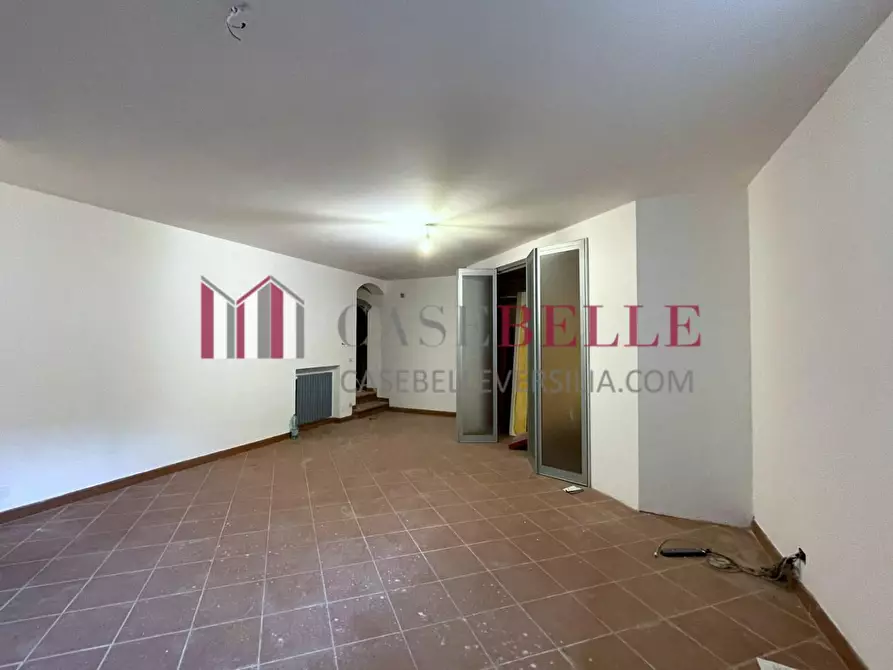 Immagine 87 di Villa in vendita  a Camaiore