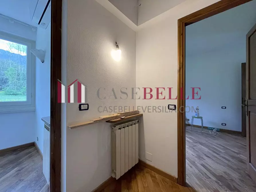 Immagine 35 di Villa in vendita  a Camaiore