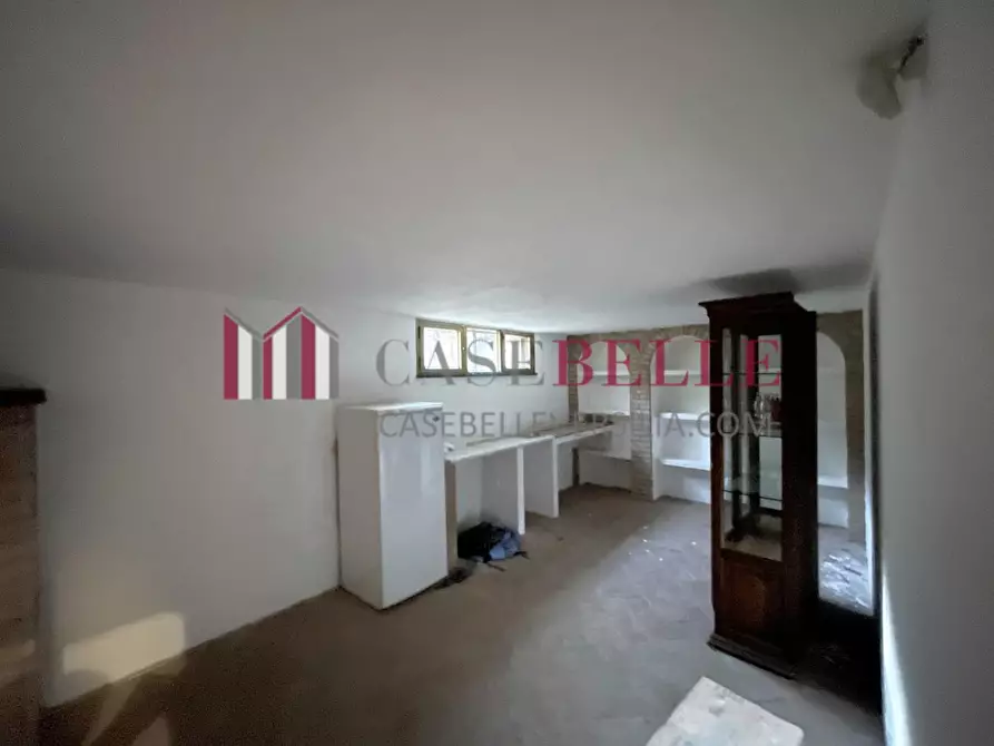 Immagine 88 di Villa in vendita  a Camaiore