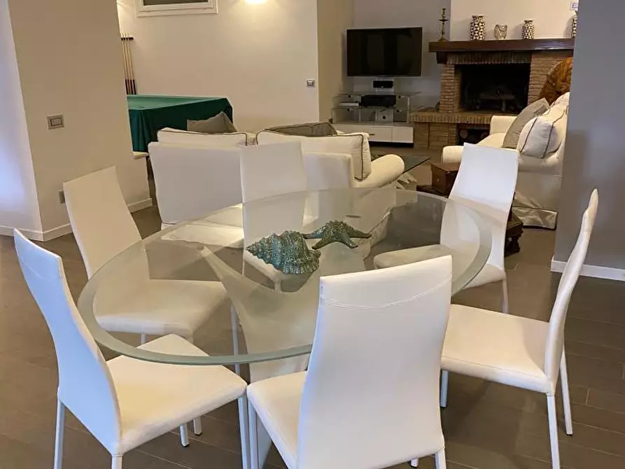 Immagine 20 di Villa in vendita  a Roma