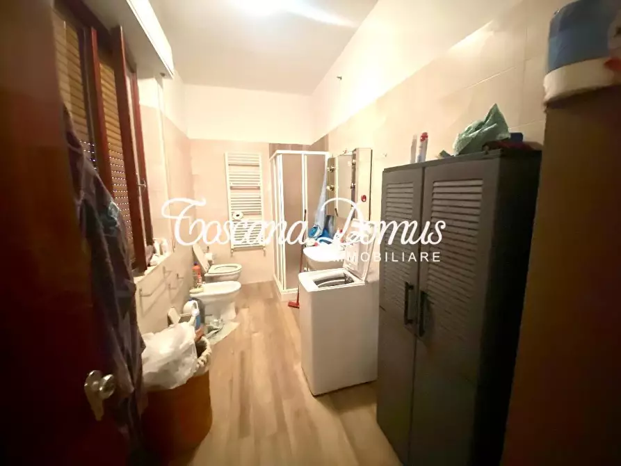 Immagine 4 di Appartamento in vendita  a Siena