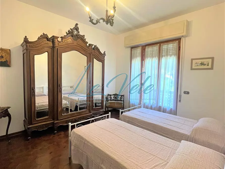 Immagine 9 di Appartamento in vendita  a Massa