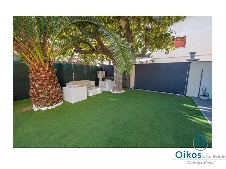 Immagine 4 di Villa in affitto  a Forte Dei Marmi