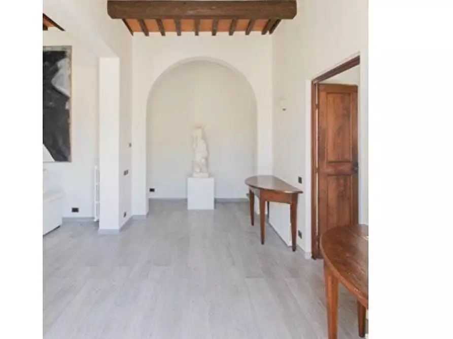 Immagine 8 di Villa in affitto  a Forte Dei Marmi