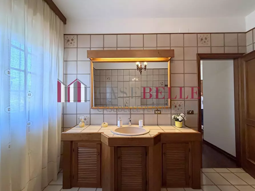 Immagine 54 di Casa indipendente in vendita  a Camaiore