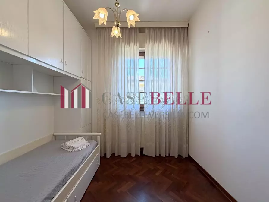 Immagine 48 di Casa indipendente in vendita  a Camaiore