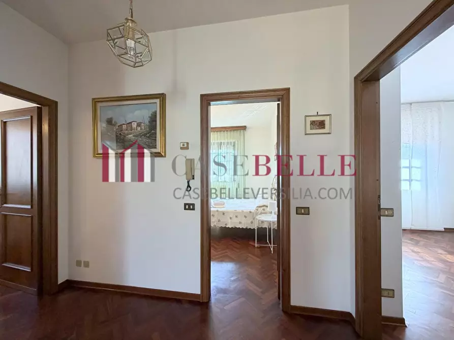 Immagine 36 di Casa indipendente in vendita  a Camaiore