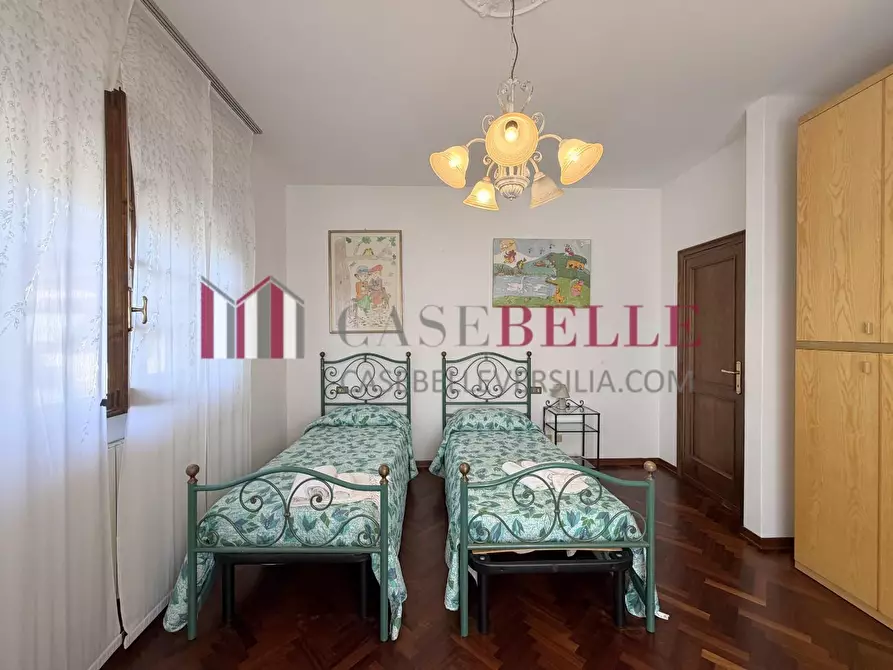 Immagine 38 di Casa indipendente in vendita  a Camaiore