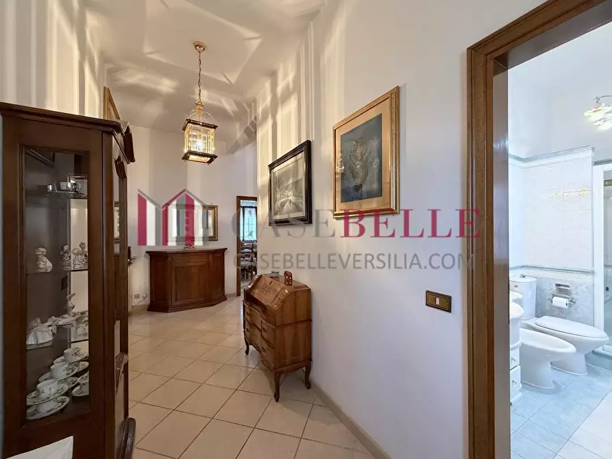 Immagine 2 di Casa indipendente in vendita  a Camaiore