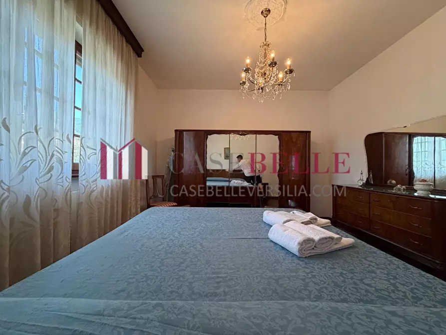 Immagine 35 di Casa indipendente in vendita  a Camaiore