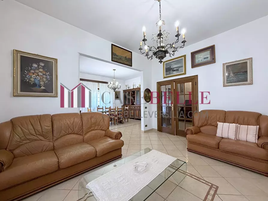 Immagine 11 di Casa indipendente in vendita  a Camaiore