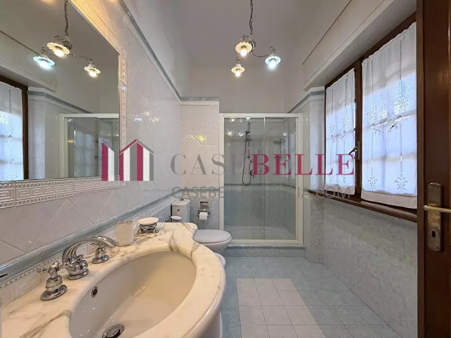Immagine 3 di Casa indipendente in vendita  a Camaiore