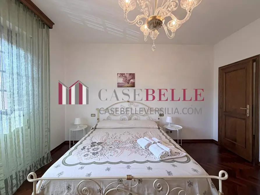 Immagine 43 di Casa indipendente in vendita  a Camaiore