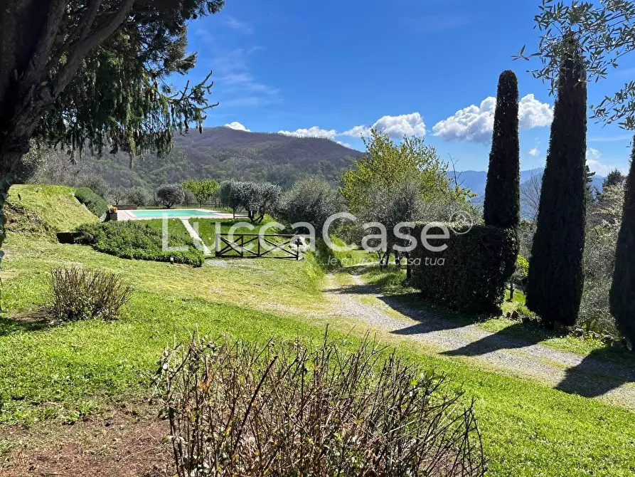 Immagine 44 di Rustico / casale in vendita  a Pescaglia