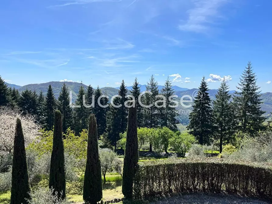 Immagine 35 di Rustico / casale in vendita  a Pescaglia