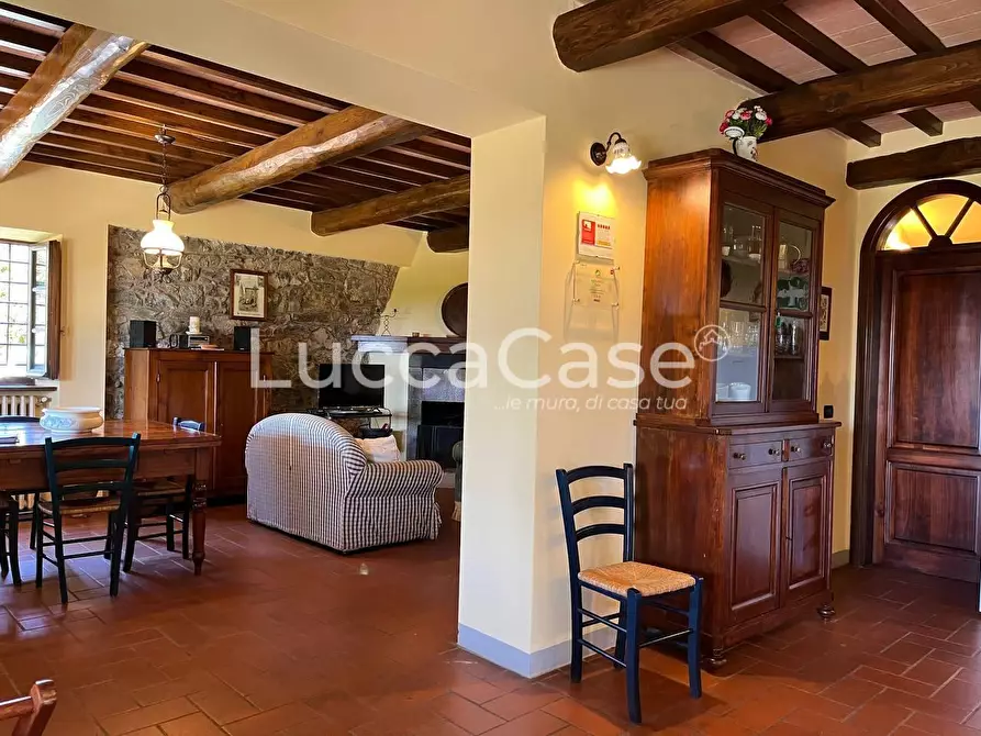 Immagine 15 di Rustico / casale in vendita  a Pescaglia