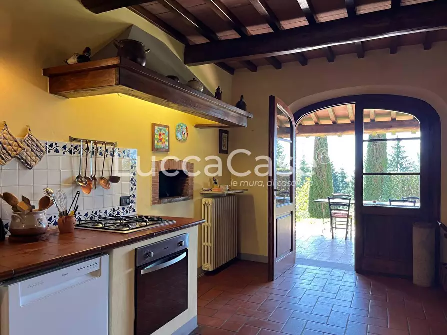 Immagine 11 di Rustico / casale in vendita  a Pescaglia