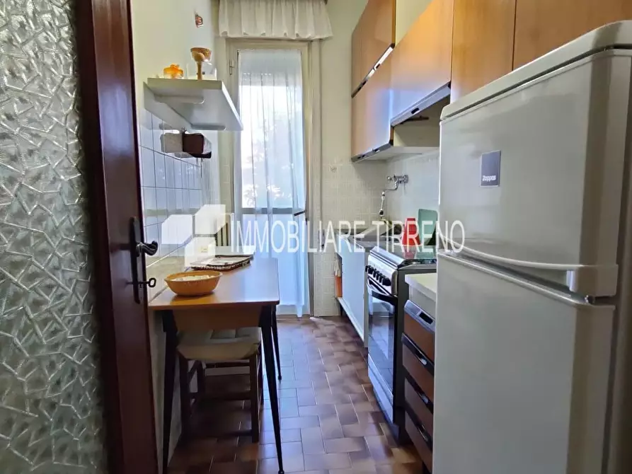 Immagine 4 di Appartamento in affitto  a Massa