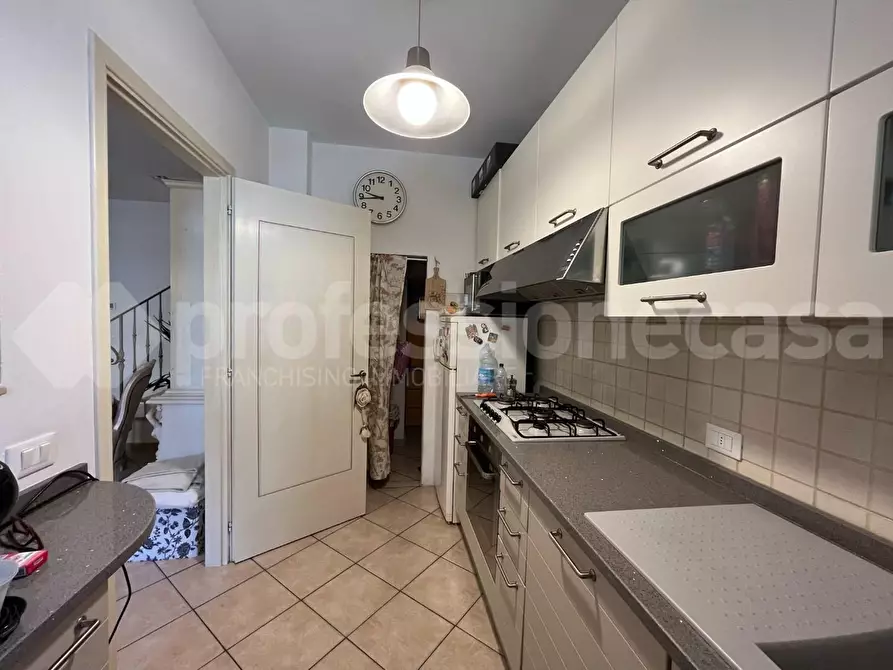 Immagine 5 di Appartamento in vendita  a Ponsacco