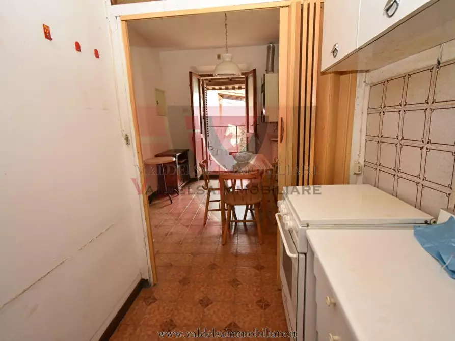 Immagine 3 di Appartamento in vendita  a Monteriggioni