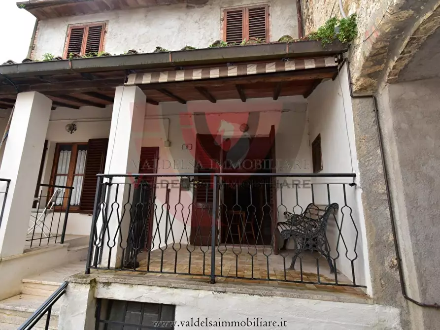 Immagine 11 di Appartamento in vendita  a Monteriggioni