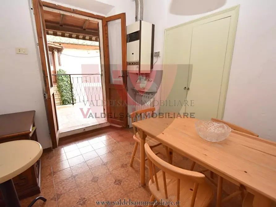 Immagine 7 di Appartamento in vendita  a Monteriggioni