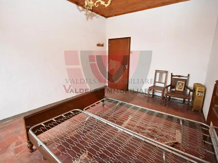 Immagine 18 di Appartamento in vendita  a Monteriggioni