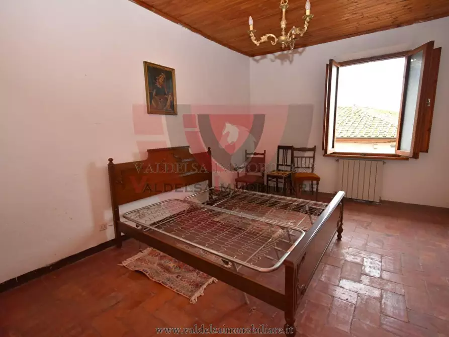 Immagine 22 di Appartamento in vendita  a Monteriggioni