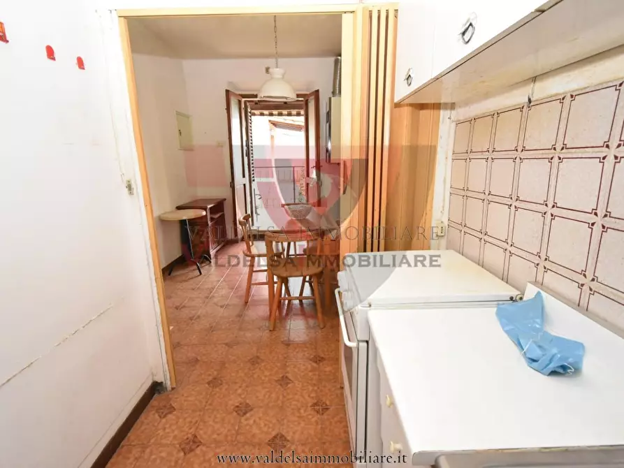 Immagine 4 di Appartamento in vendita  a Monteriggioni