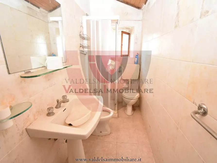 Immagine 28 di Appartamento in vendita  a Monteriggioni