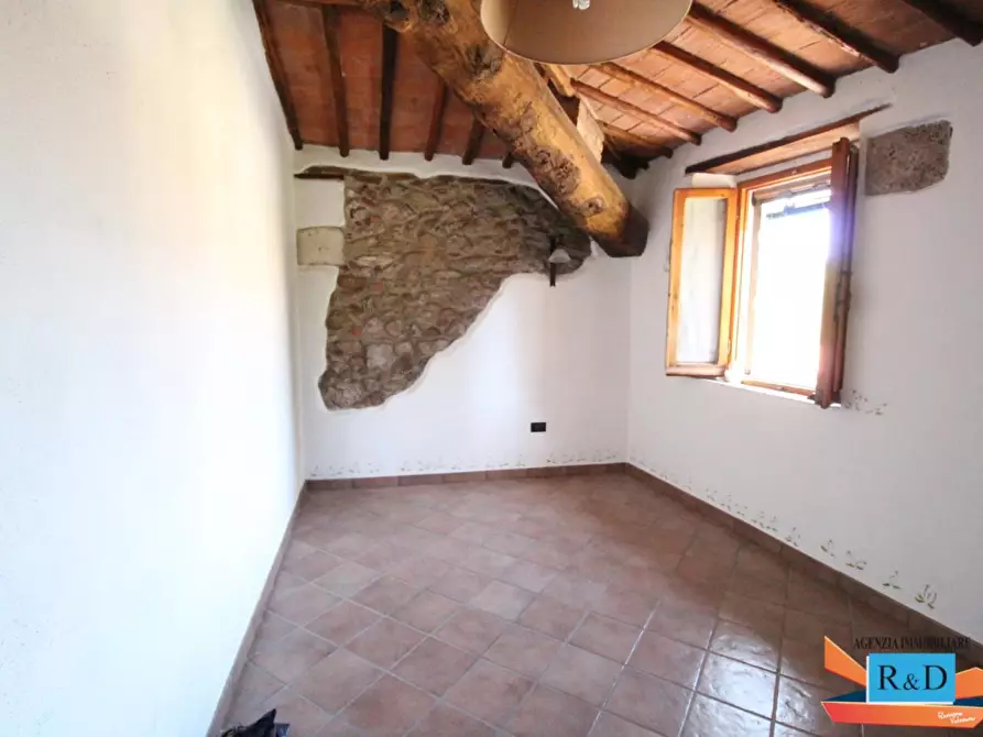 Immagine 9 di Appartamento in vendita  a Casole D'elsa