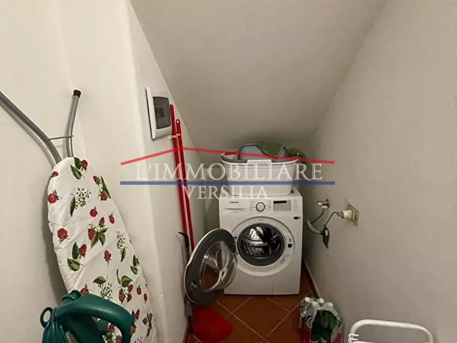 Immagine 11 di Casa semindipendente in vendita  a Forte Dei Marmi