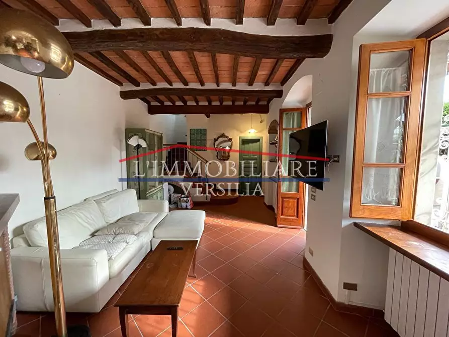 Immagine 2 di Casa semindipendente in vendita  a Forte Dei Marmi