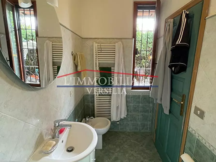 Immagine 10 di Casa semindipendente in vendita  a Forte Dei Marmi