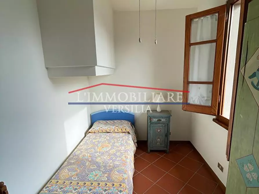 Immagine 17 di Casa semindipendente in vendita  a Forte Dei Marmi
