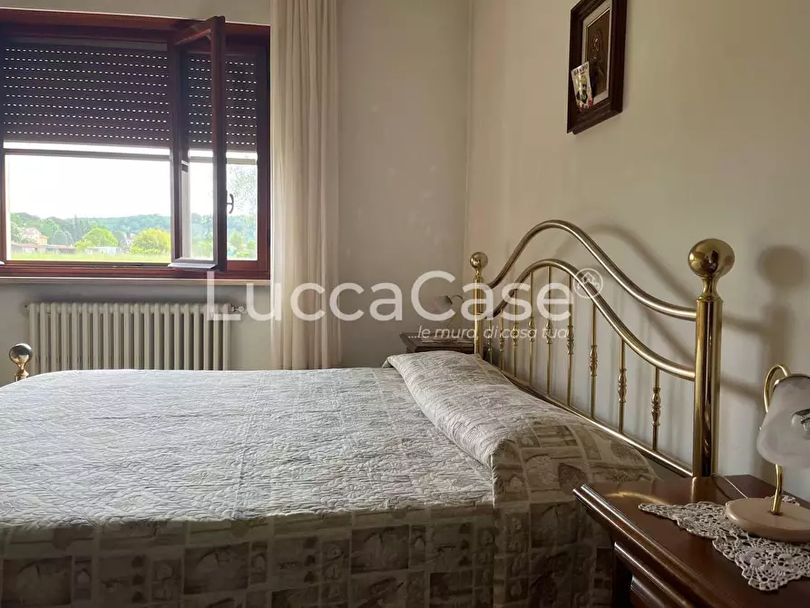 Immagine 7 di Villa in vendita  a Porcari