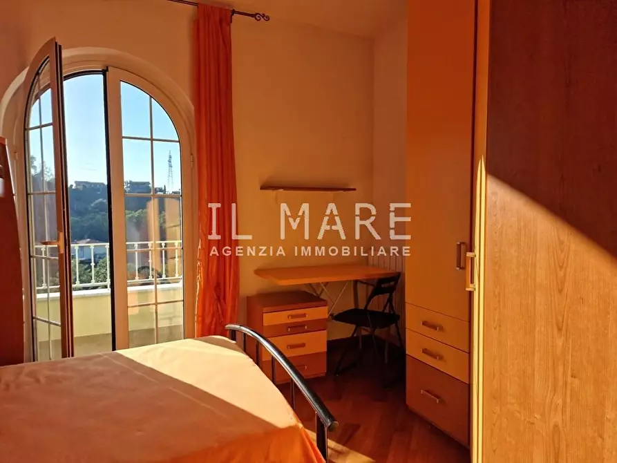 Immagine 11 di Casa indipendente in vendita  a Massa