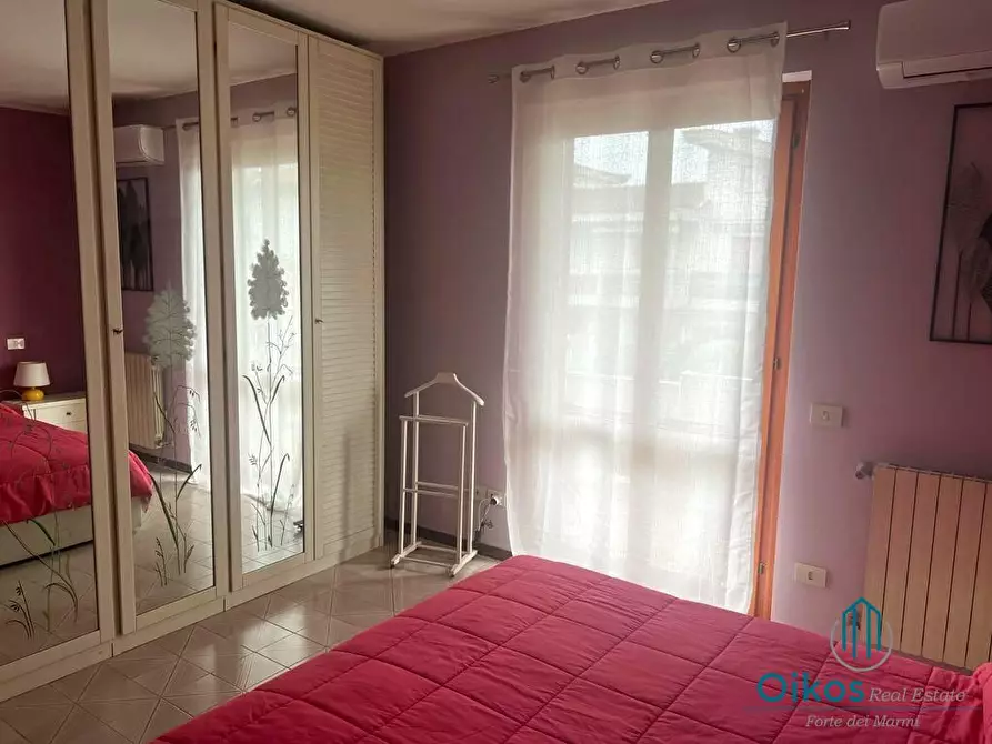 Immagine 14 di Appartamento in affitto  a Massa