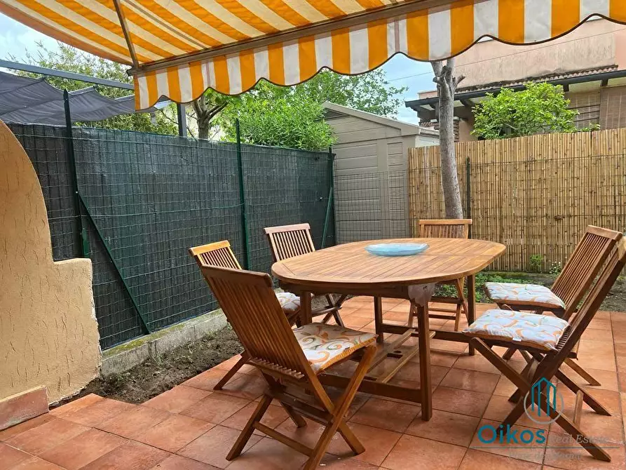 Immagine 8 di Appartamento in affitto  a Massa