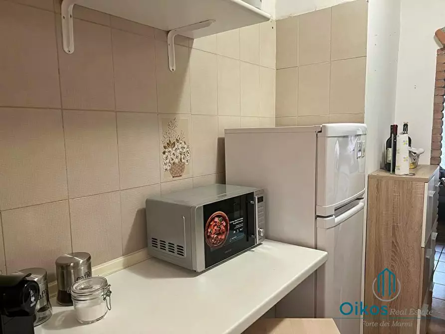 Immagine 6 di Appartamento in affitto  a Massa