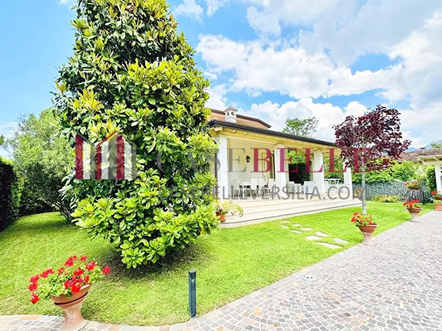 Immagine 49 di Casa bifamiliare in affitto  a Forte Dei Marmi