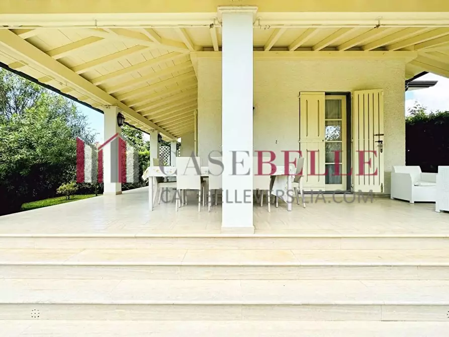 Immagine 51 di Casa bifamiliare in affitto  a Forte Dei Marmi