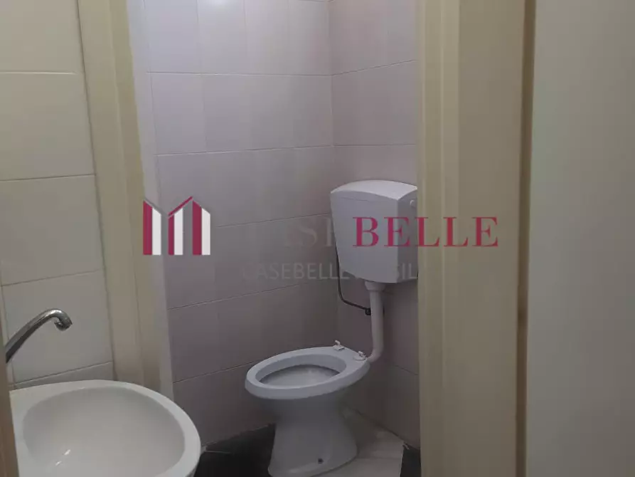 Immagine 3 di Attività commerciale in vendita  a Massarosa