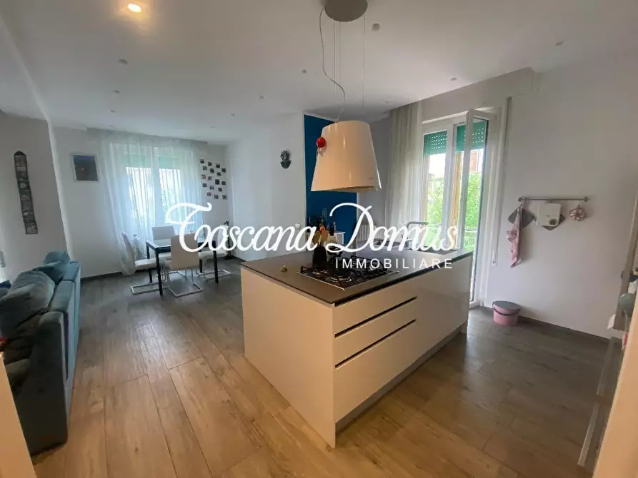 Immagine 1 di Appartamento in vendita  a Siena