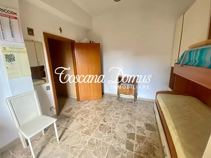 Immagine 12 di Appartamento in vendita  a Siena