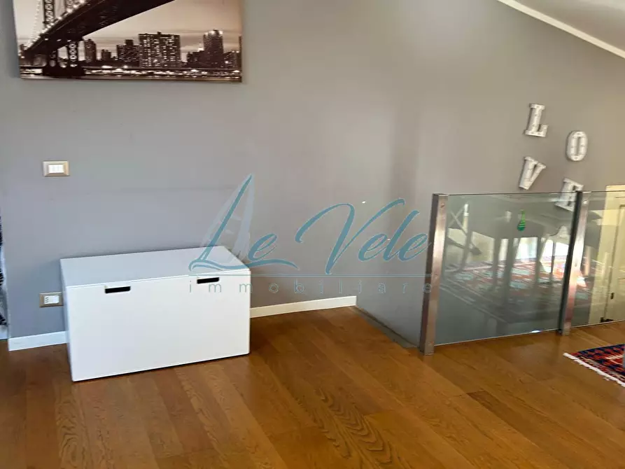 Immagine 6 di Appartamento in vendita  a Massa