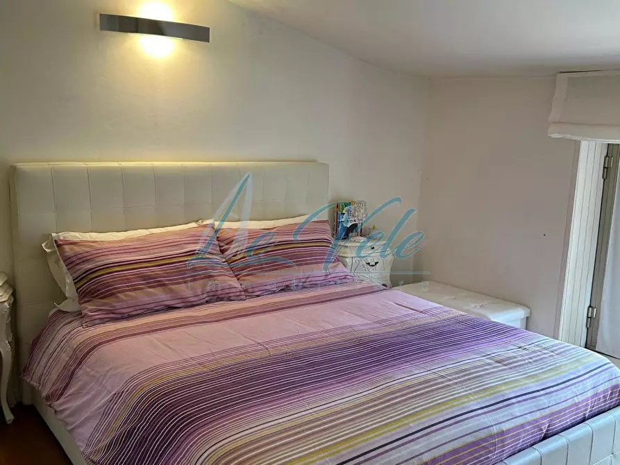 Immagine 8 di Appartamento in vendita  a Massa