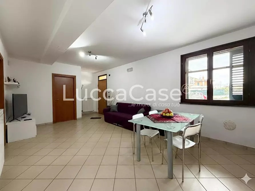 Immagine 2 di Appartamento in vendita  a Altopascio