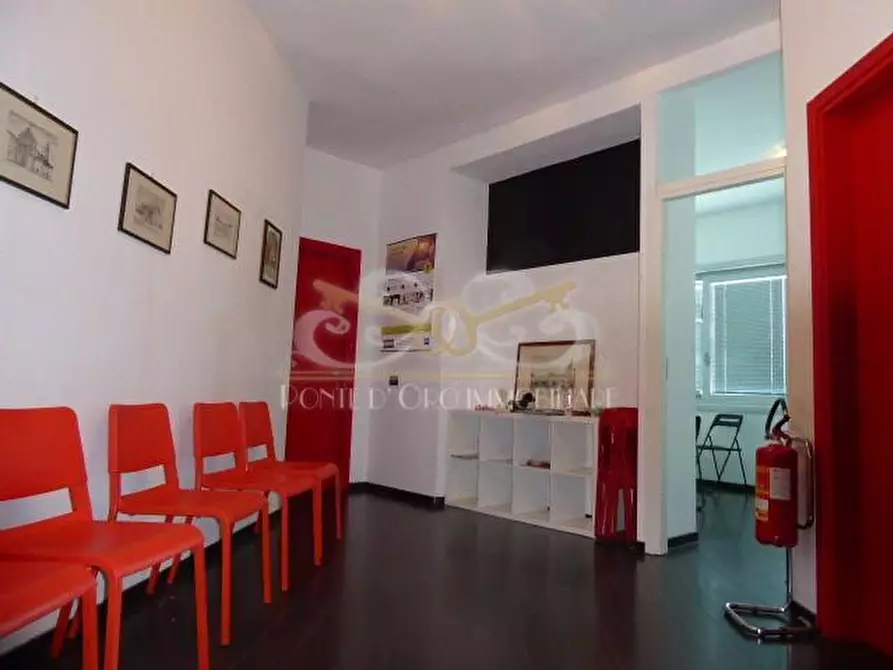 Immagine 1 di Ufficio in affitto  a Pisa