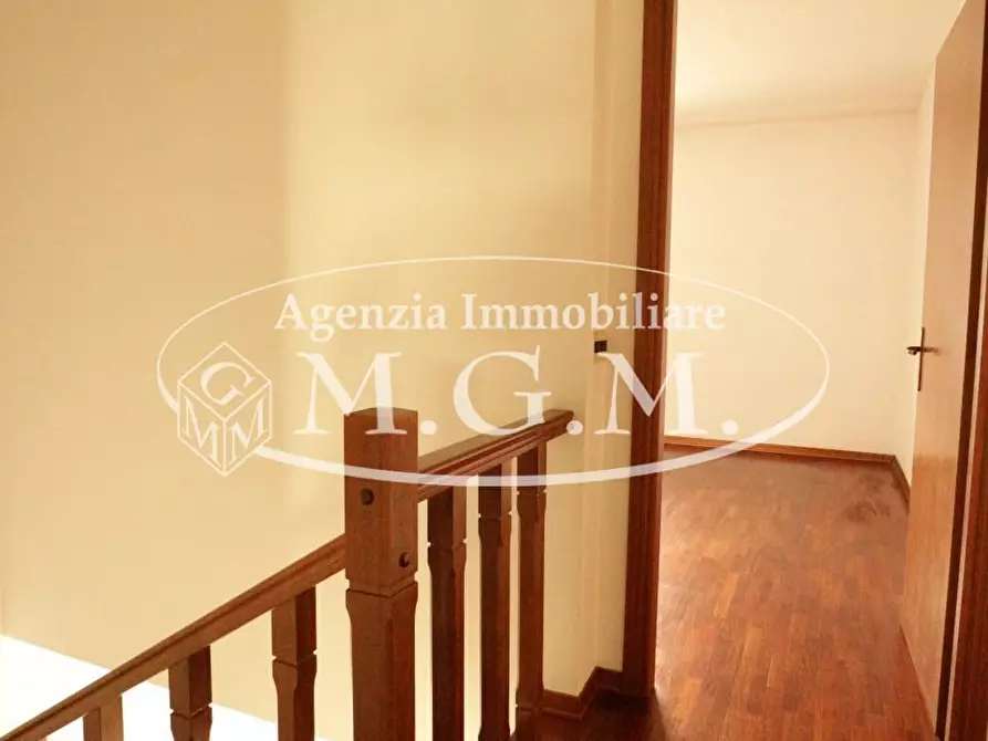 Immagine 11 di Appartamento in vendita  a Pontedera